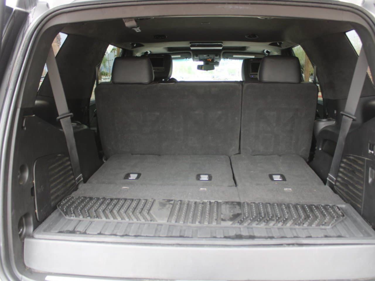 Used 2019 Cadillac Escalade Platinum AWD/4WD image 5