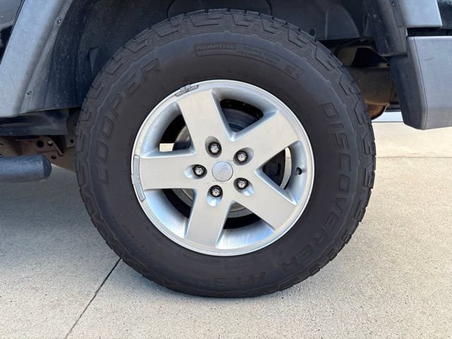 Used 2011 Jeep Wrangler Unlimited Sport AWD/4WD image 10