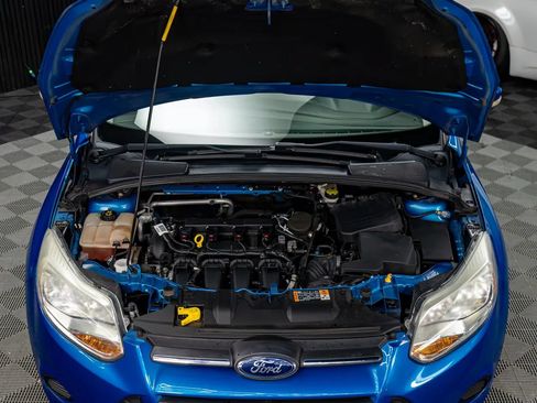 Used 2014 Ford Focus SE FWD image 5