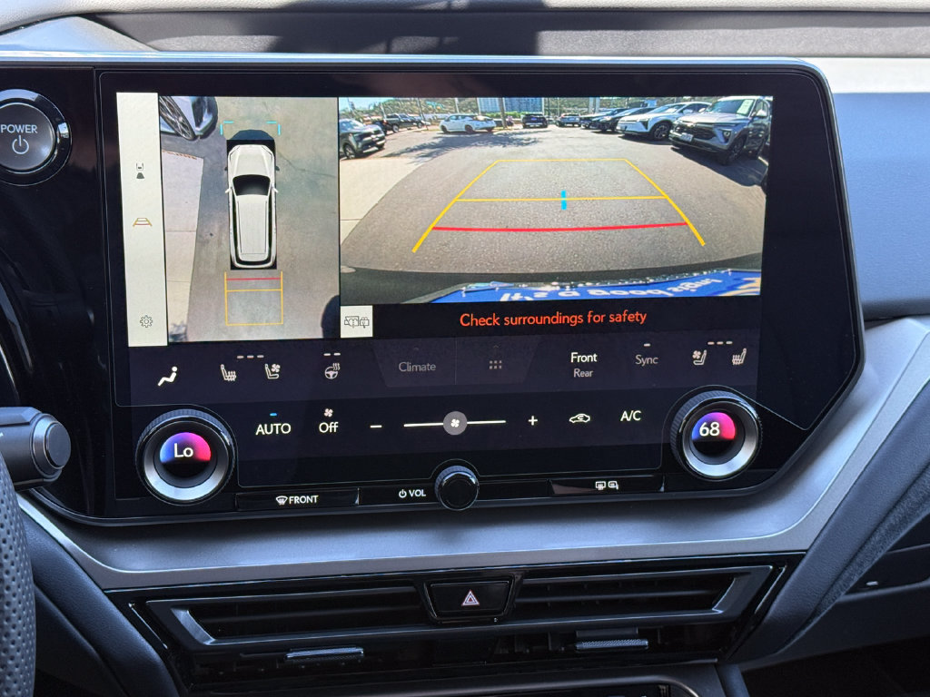 Used 2026 Lexus TX 500h AWD w/ Technology Package image 30