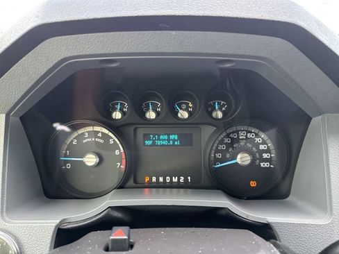 Used 2016 Ford F250 XL w/ Power Equipment Group AWD/4WD image 24