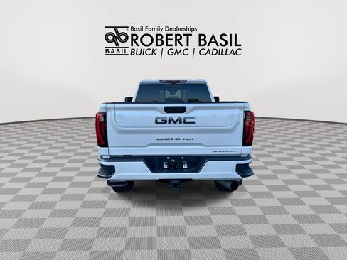 Used 2025 GMC Sierra 3500 Denali Ultimate AWD/4WD image 7