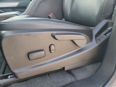 Used 2022 Chevrolet Colorado ZR2 w/ LPO, Power Package image 19