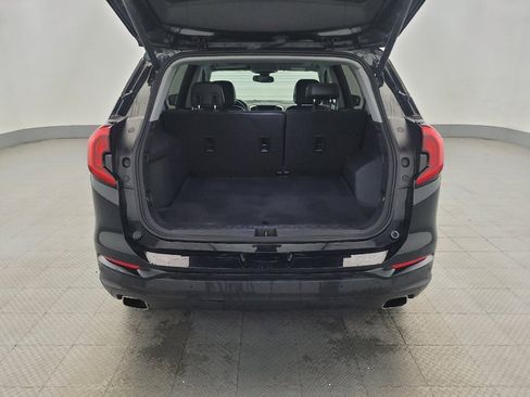 Used 2020 GMC Terrain SLT w/ Preferred Package image 29