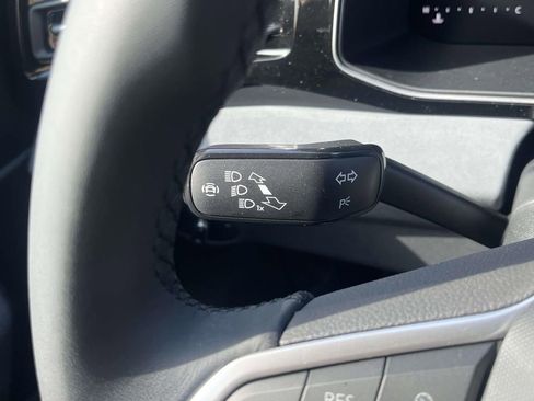 New 2026 Volkswagen Tiguan SE R-Line AWD/4WD image 25