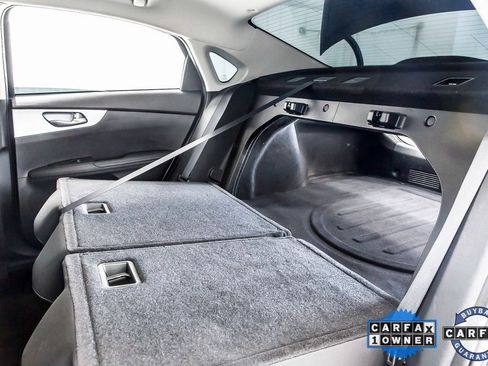 Used 2022 Kia Forte LXS w/ LXS Technology Package image 38