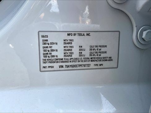 Used 2023 Tesla Model Y Long Range AWD/4WD image 13