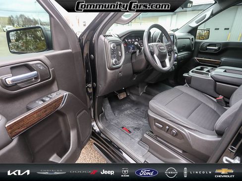 Used 2022 GMC Sierra 1500 Elevation image 11
