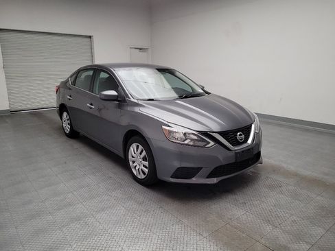Used 2018 Nissan Sentra S FWD image 13
