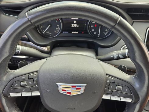 Used 2023 Cadillac XT4 Premium Luxury w/ Technology Package FWD image 25