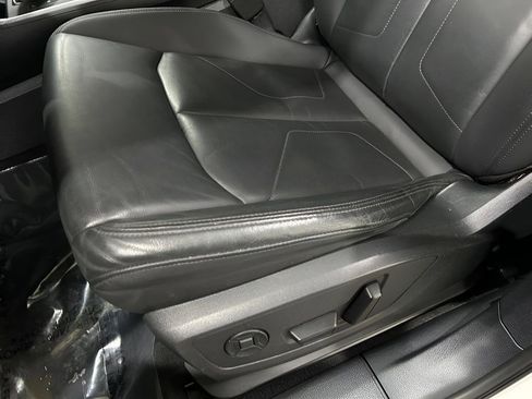 Used 2021 Audi Q3 2.0T Premium image 16