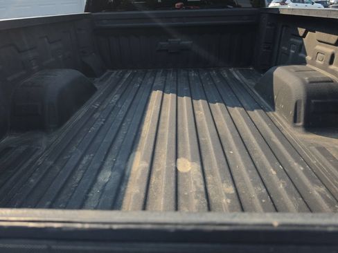 Certified 2020 Chevrolet Silverado 1500 Custom w/ Custom Value Package AWD/4WD image 7