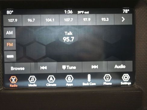 Used 2021 Jeep Wrangler Unlimited Sahara image 21