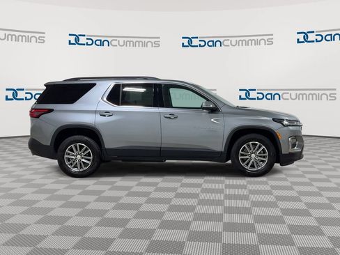 Used 2023 Chevrolet Traverse LT w/ LPO, Floor Liner Package AWD/4WD image 2