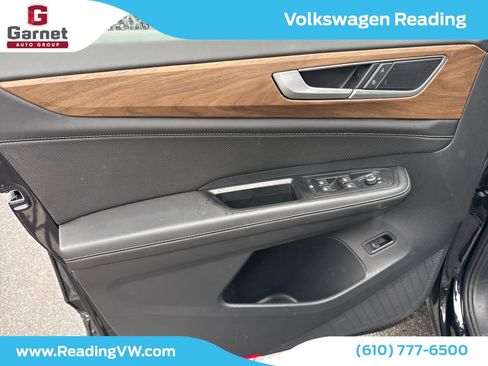 Used 2025 Volkswagen Atlas SE image 11