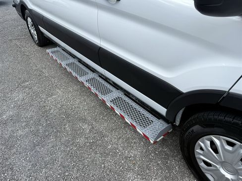Used 2019 Ford Transit 350 XL RWD image 17