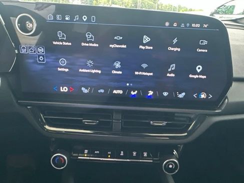 Used 2024 Chevrolet Equinox EV RS w/ LPO, Trailering Package FWD image 30