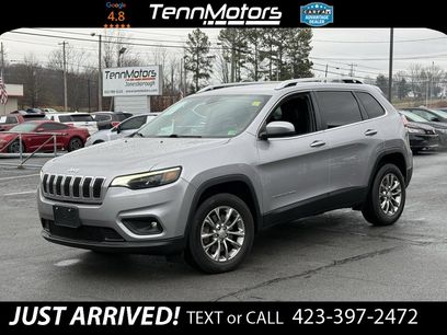Used 2019 Jeep Cherokee Latitude Plus w/ Comfort/Convenience Group