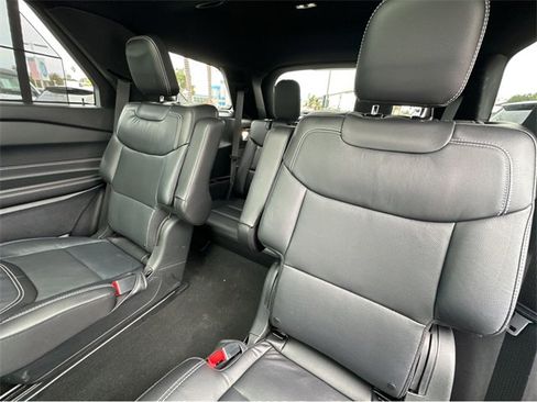 Used 2022 Ford Explorer ST image 17