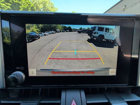 Used 2025 Toyota RAV4 XLE AWD/4WD image 21