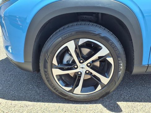 Used 2024 Chevrolet Trax RS w/ Driver Confidence Package FWD image 10
