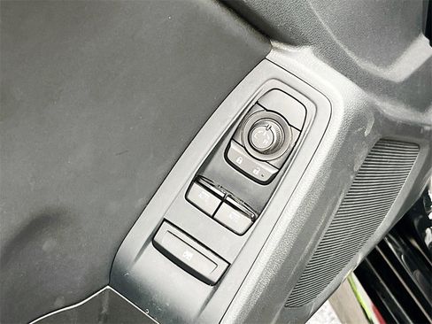 Used 2025 Toyota GR86 Premium image 17