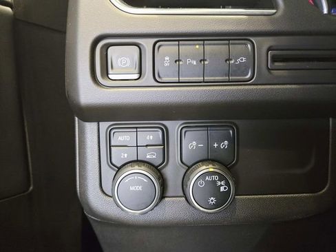 Used 2021 Chevrolet Tahoe LT image 29