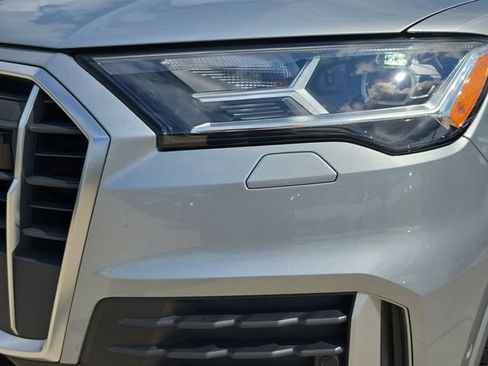 Used 2023 Audi Q7 2.0T Premium w/ Convenience Package AWD/4WD image 36