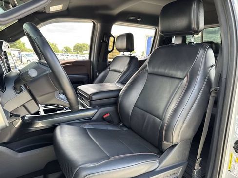 Used 2023 Ford F150 Lariat AWD/4WD image 11