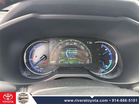 Used 2021 Toyota RAV4 SE image 16