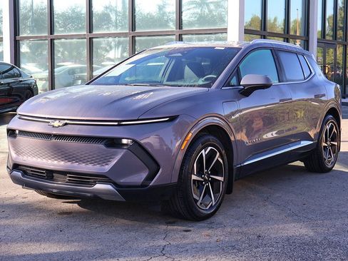 Used 2024 Chevrolet Equinox EV LT w/ LPO, Active Package image 9