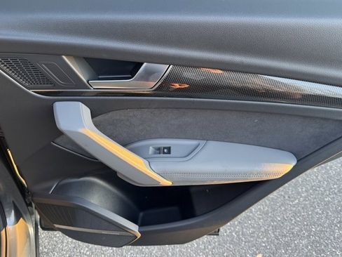 Certified 2023 Audi SQ5 Premium Plus image 33