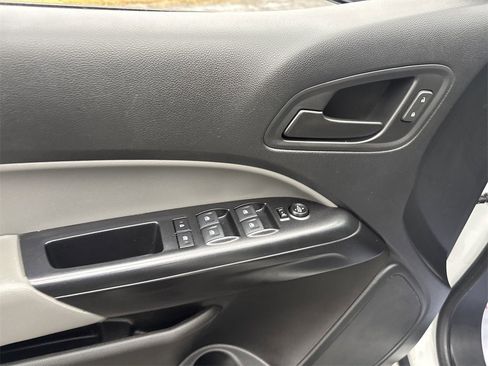 Used 2020 Chevrolet Colorado W/T w/ WT Convenience Package image 14