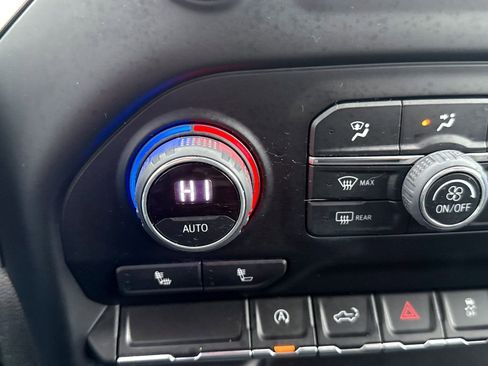 Used 2022 Chevrolet Silverado 1500 RST AWD/4WD image 30