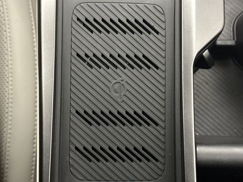 Used 2024 Kia EV6 Wind image 18