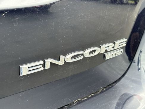 Used 2022 Buick Encore Preferred w/ Safety Package AWD/4WD image 29