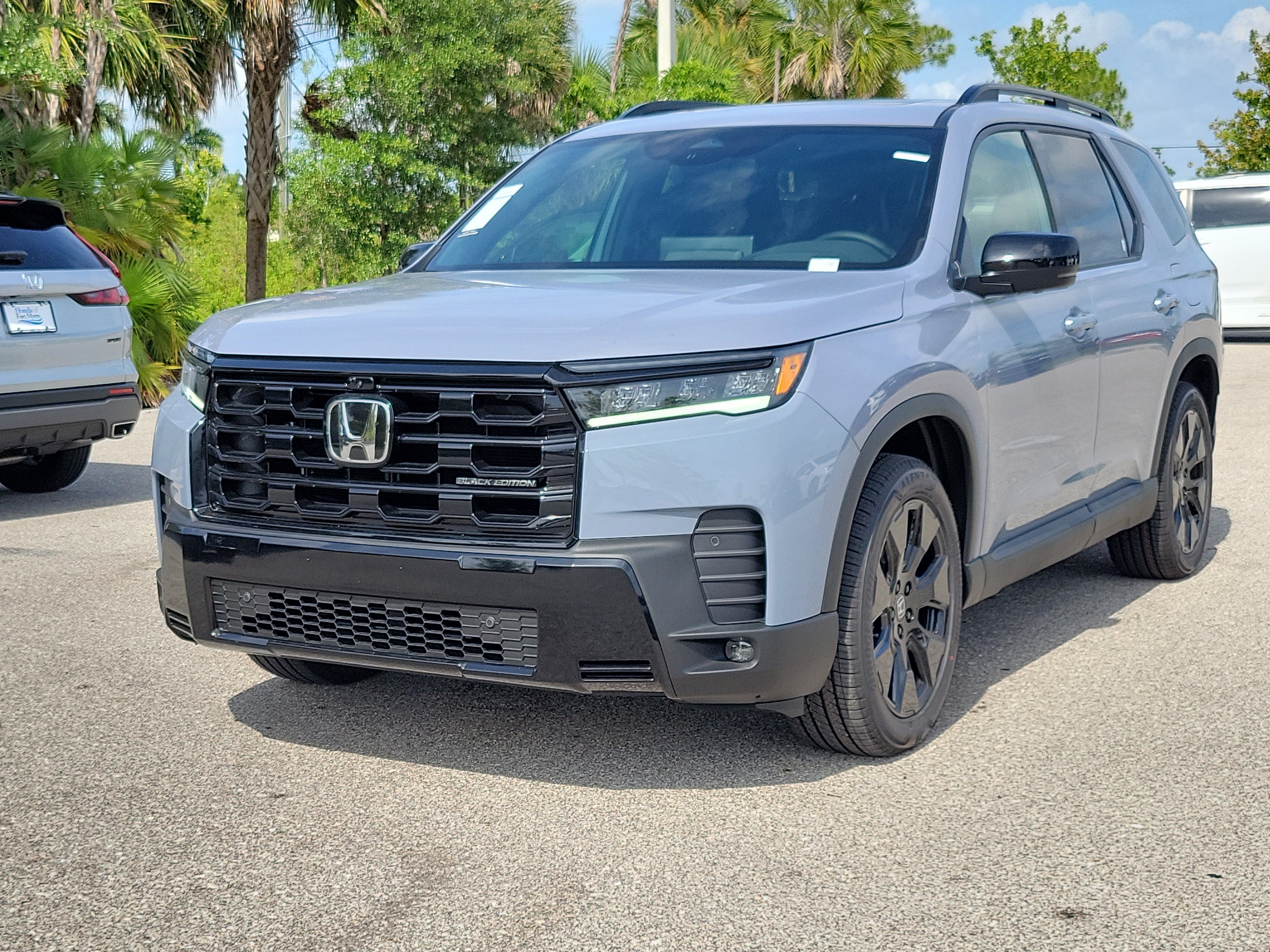 New 2026 Honda Pilot Black Edition image 3