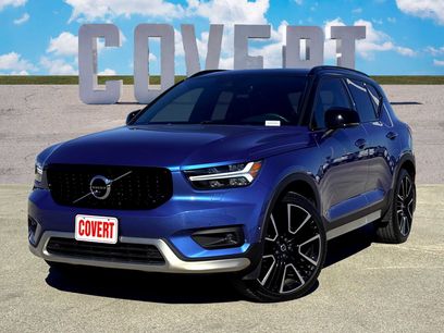 Used 2021 Volvo XC40 T5 R-Design w/ Advanced Package