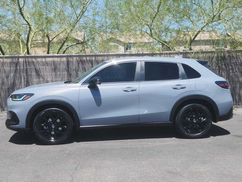 Used 2023 Honda HR-V Sport image 5