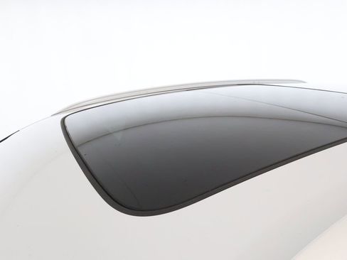 Used 2024 Audi Q8 e-tron Premium Plus w/ Premium Plus Package image 10