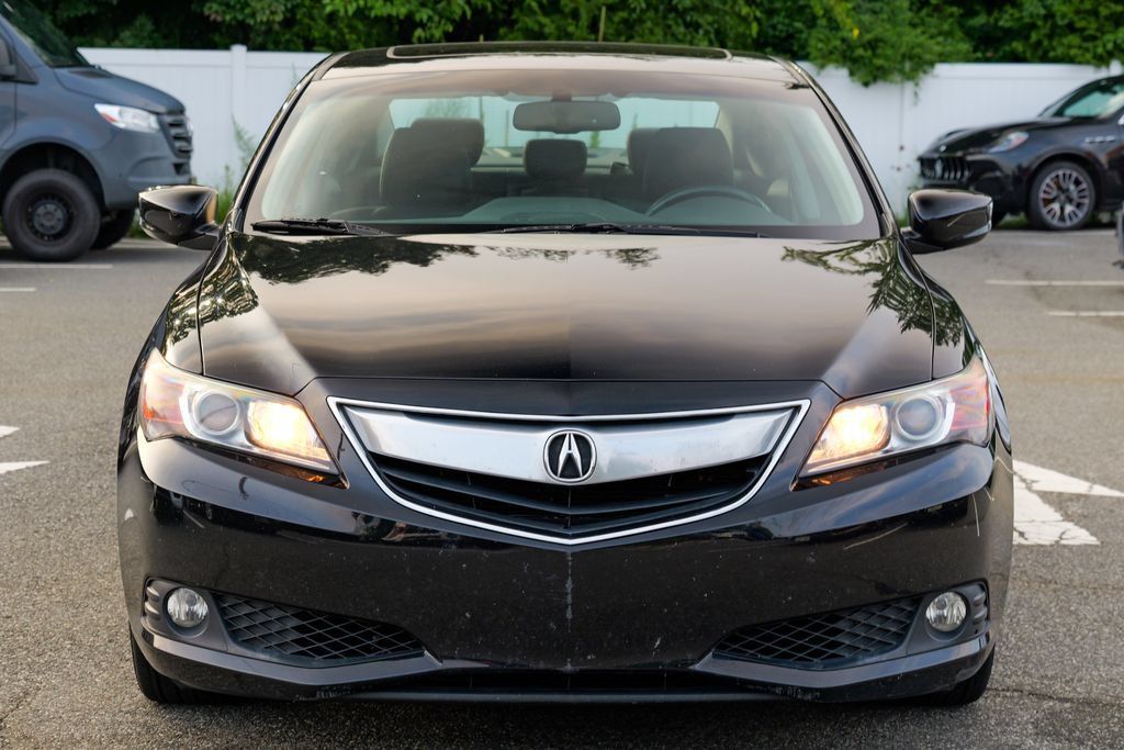 Used 2015 Acura ILX w/ Premium Package FWD image 2