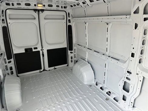 Used 2025 RAM ProMaster 2500 image 16