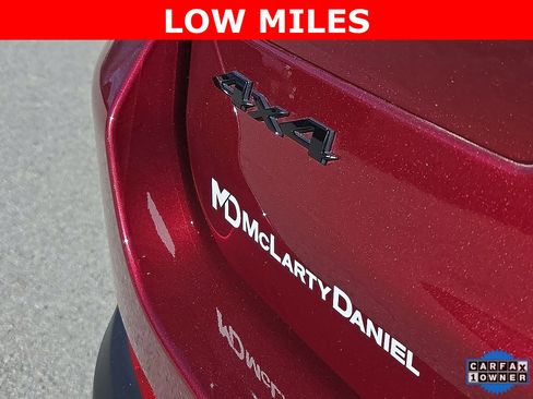 Used 2024 Jeep Grand Cherokee L Altitude image 8