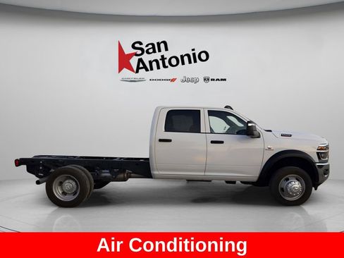 New 2026 RAM 5500 Tradesman w/ Chrome Appearance Group image 11