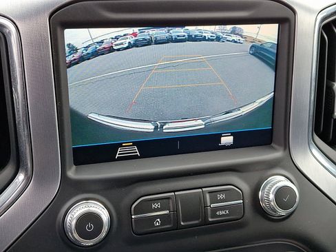 Certified 2022 GMC Sierra 1500 SLE w/ X31 Off-Road Package image 18