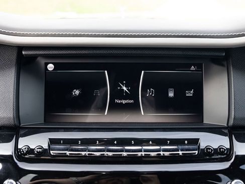 Certified 2021 Rolls-Royce Cullinan AWD/4WD image 43
