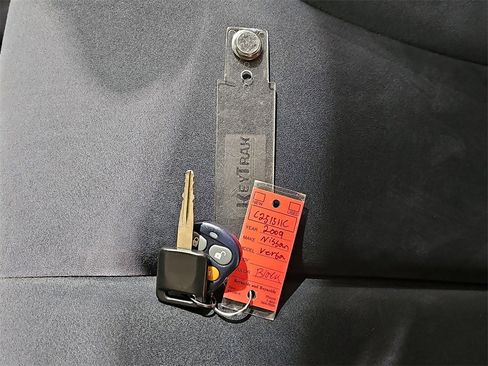 Used 2009 Nissan Versa 1.8 S w/ ABS Pkg image 35