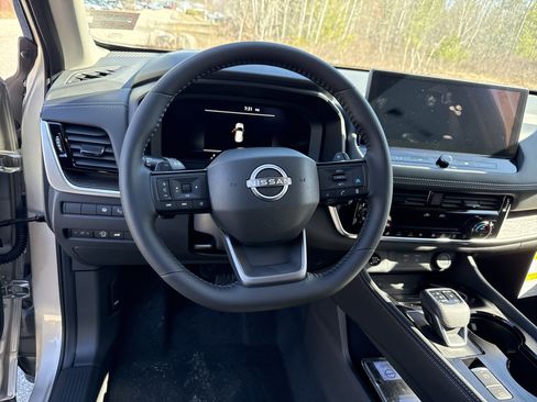 New 2026 Nissan Rogue Platinum AWD/4WD image 15
