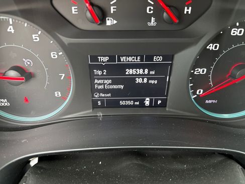 Used 2024 Chevrolet Malibu LT image 19