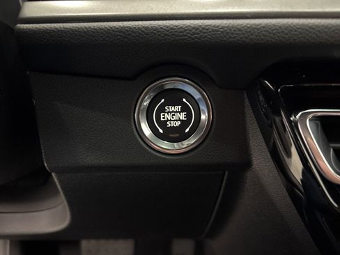 New 2026 Chevrolet Traverse LT image 22